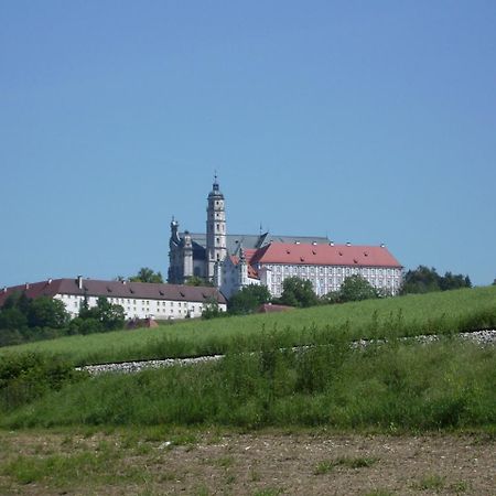Tagungshaus Im Kloster Neresheim Exterior photo